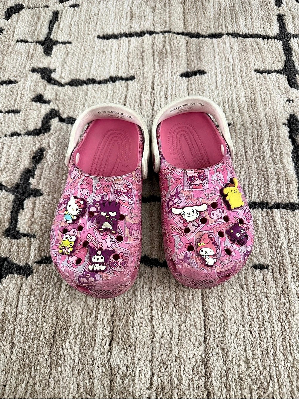 Crocs Hello Kitty and Friends Classic Clog Pink & White Kids' Clogs Size 1
